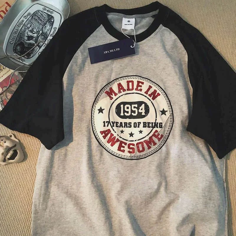 Pure cotton short-sleeved 2021 new American retro raglan contrast T-shirt for men women Hong Kong style Harajuku upper clothes
Pure cotton short-sleeved 2021 new American retro raglan contrast T-shirt for men women Hong Kong style Harajuku upper clothes