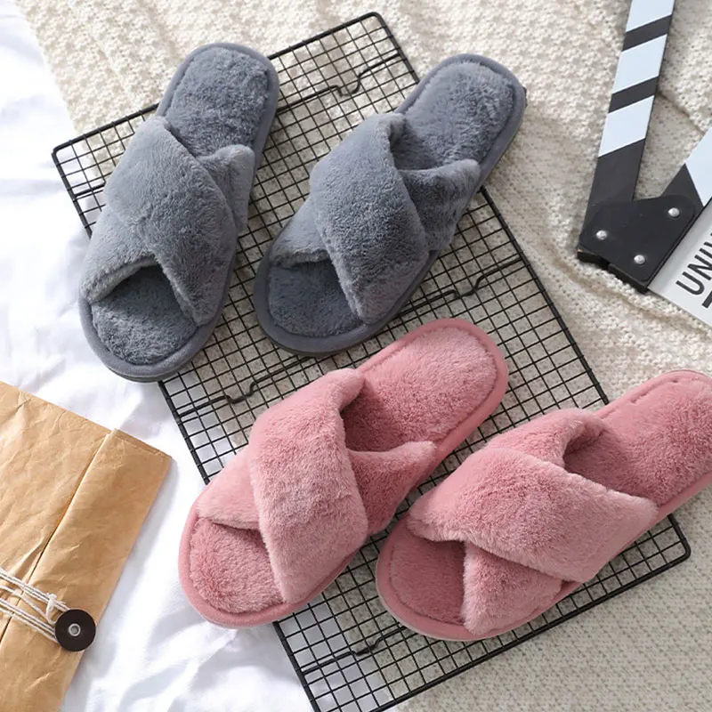 Cotton Slippers Cross Stylish Ladies Flip Flop Home Indoor Hotel Shoes Winter Warm Thick Leaky Toe Women Shoes Plush Slippers
Cotton Slippers Cross Stylish Ladies Flip Flop Home Indoor Hotel Shoes Winter Warm Thick Leaky Toe Women Shoes Plush Slippers