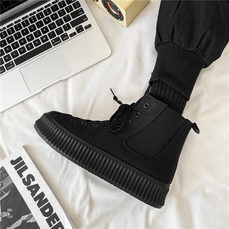 2021 New Mens Boots Height Increasing Martin Boots British Style High Top Platform Shoes Lace Up Comfortable Casual Shoes
2021 New Mens Boots Height Increasing Martin Boots British Style High Top Platform Shoes Lace Up Comfortable Casual Shoes