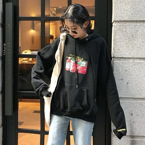 Осенняя одежда в Корейском стиле Универсальный Модный пуловер с принтом
Осенняя одежда в Корейском стиле Универсальный Модный пуловер с принтом