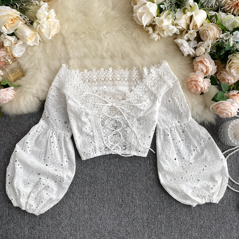 Women Ins Hollow Lace Sexy Short Crop Holiday Tops Female V Neck Long Lantern Sleeve Elegant Blouse Shirts L803
Women Ins Hollow Lace Sexy Short Crop Holiday Tops Female V Neck Long Lantern Sleeve Elegant Blouse Shirts L803