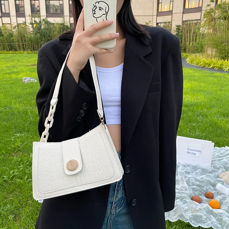 Crocodile Pattern Armpit Bag Handbags Solid Color Women PU Leather Purple Shoulder Bags Simple Shoulder Messenger Bags for Women
Crocodile Pattern Armpit Bag Handbags Solid Color Women PU Leather Purple Shoulder Bags Simple Shoulder Messenger Bags for Women