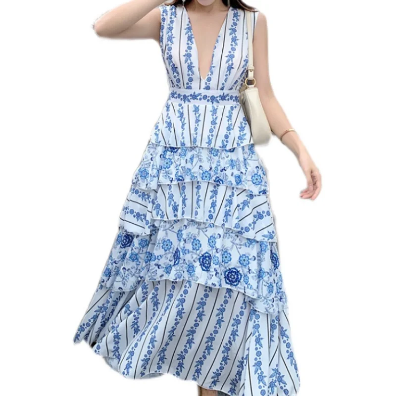 2021 Woman Deep V-neck Mid Waist French Long Dress Summwe Temperament Sleeveless Large Swing Tiered-Ruffle Midi Dresses Female
2021 Woman Deep V-neck Mid Waist French Long Dress Summwe Temperament Sleeveless Large Swing Tiered-Ruffle Midi Dresses Female