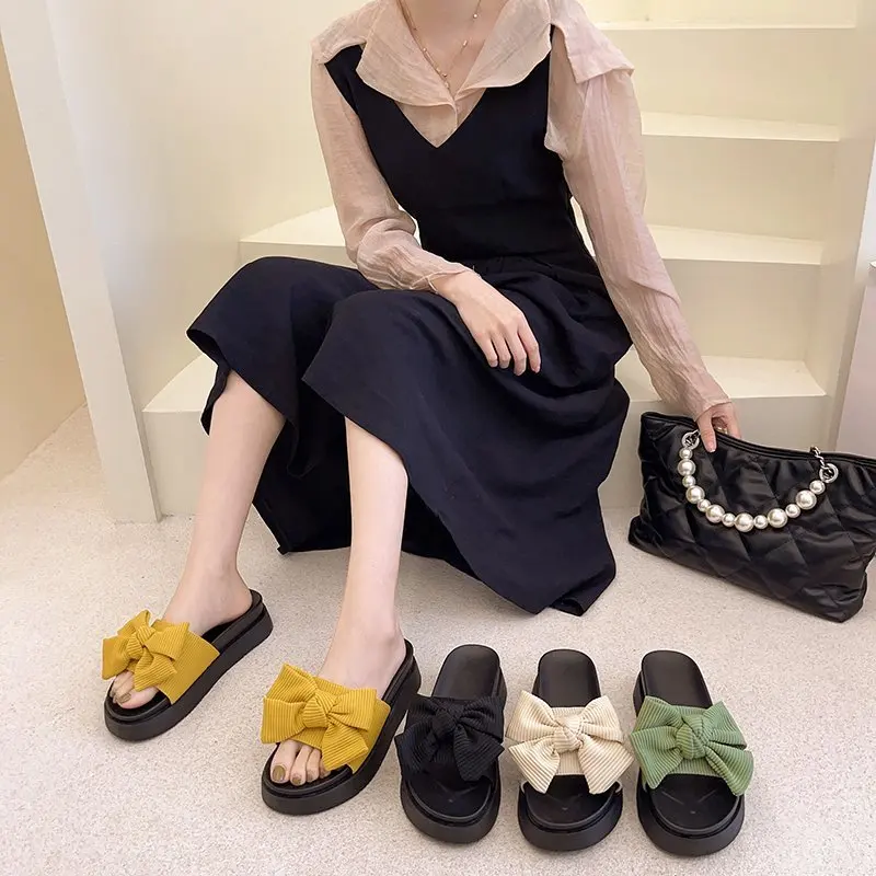 House Slippers Platform Flat Shoes Female Slides Summer Clogs Woman Pantofle Butterfly-Knot Fashion Rubber Beach Soft 2021
House Slippers Platform Flat Shoes Female Slides Summer Clogs Woman Pantofle Butterfly-Knot Fashion Rubber Beach Soft 2021