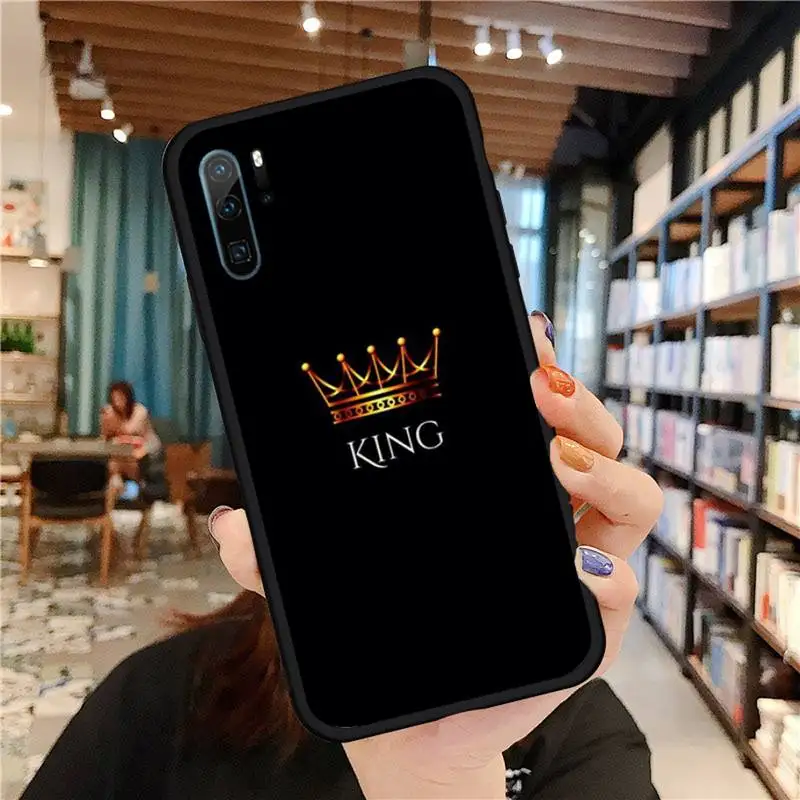 Cartoon Crown Letter King Queen Phone Case For Huawei honor 10 i lite 8x P 20 30 40 lite pro smart 2019 nova 5t mate 20 pro
Cartoon Crown Letter King Queen Phone Case For Huawei honor 10 i lite 8x P 20 30 40 lite pro smart 2019 nova 5t mate 20 pro