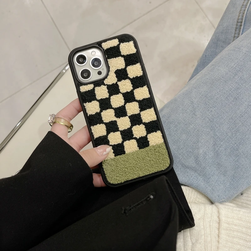 Retro Art Fuzzy Plush Chessboard Korean Phone Case For iPhone 11 12 13 Pro XS Max X XR 7 8 Plus Cute Winter Soft Back Cover
Retro Art Fuzzy Plush Chessboard Korean Phone Case For iPhone 11 12 13 Pro XS Max X XR 7 8 Plus Cute Winter Soft Back Cover