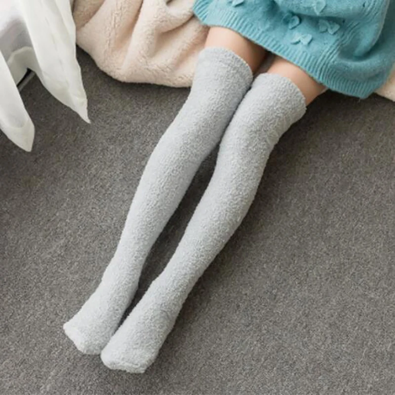 Winter Warm Striped Stockings Knee Cute Women Stockings High Over Knee For Ladies Girls Warm Long Stockings
Winter Warm Striped Stockings Knee Cute Women Stockings High Over Knee For Ladies Girls Warm Long Stockings