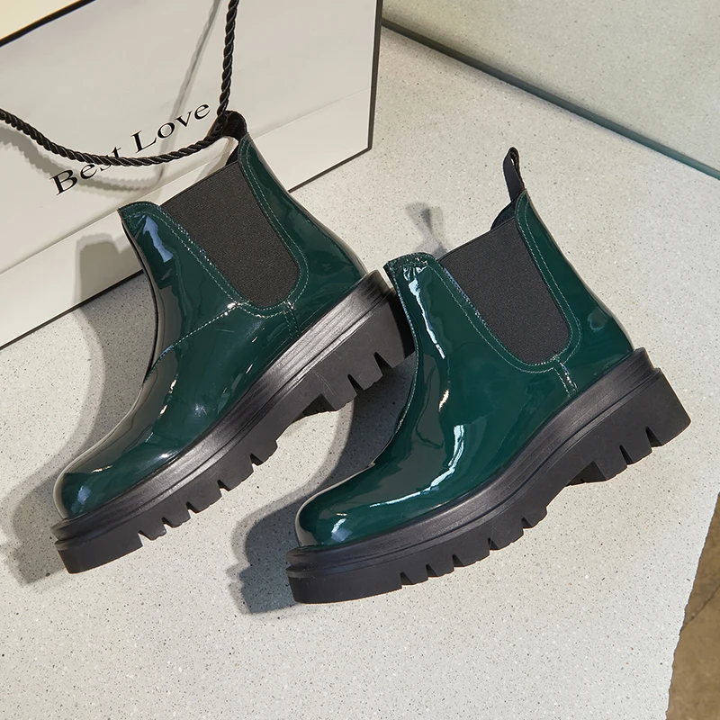 Genuine Leather Women Ankle Boots thick heels Platform Short Boots Casual Shoes Woman Chelsea Boots size 41 42 43
Genuine Leather Women Ankle Boots thick heels Platform Short Boots Casual Shoes Woman Chelsea Boots size 41 42 43