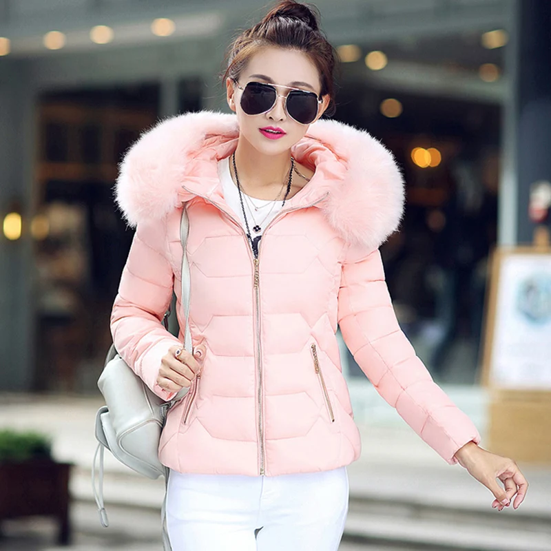 Short Hooded Women's Jacket Winter Warm Down Jacket Female 2021 Fashion Slim Big Fur Collar Women's Winter Parka And Coat
Short Hooded Women's Jacket Winter Warm Down Jacket Female 2021 Fashion Slim Big Fur Collar Women's Winter Parka And Coat