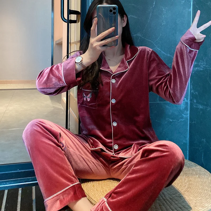 Autumn Winter Gold Velvet Pajamas Women's Color Cardigan plus Size Large Wearable Suit Home Wear Rac
Autumn Winter Gold Velvet Pajamas Women's Color Cardigan plus Size Large Wearable Suit Home Wear Rac
