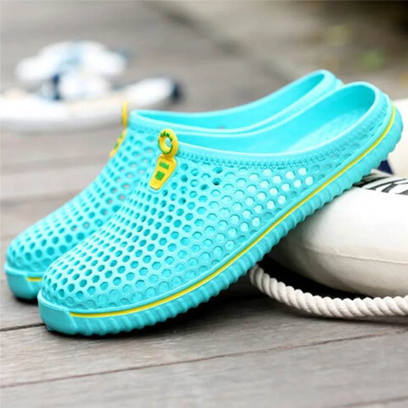 Summer Men Mesh Sandals Personality Baotou Sandals Hole Shoes Ultra-light Breathable Couple Beach Shoes Casual Female Shoes
Summer Men Mesh Sandals Personality Baotou Sandals Hole Shoes Ultra-light Breathable Couple Beach Shoes Casual Female Shoes