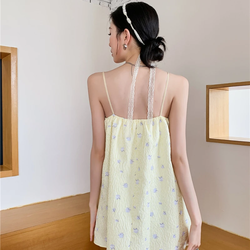 Kimotimo Women 2 Piece Set Vintage French Style Sweet Floral Spaghetti Strap Mini Dress + Design Backless Short Tops Ins Summer
Kimotimo Women 2 Piece Set Vintage French Style Sweet Floral Spaghetti Strap Mini Dress + Design Backless Short Tops Ins Summer