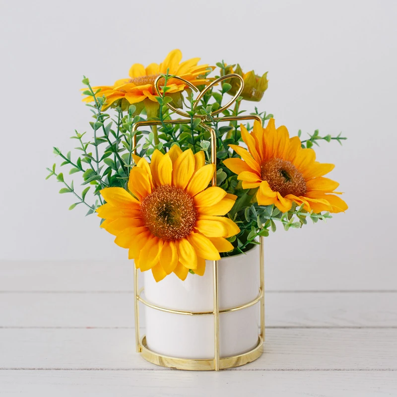 Nordic Simulation Flower Set Ceramic Golden Vase Rose Flowers Artificial Plants Potted Home Party Villa Living Room Decoration
Nordic Simulation Flower Set Ceramic Golden Vase Rose Flowers Artificial Plants Potted Home Party Villa Living Room Decoration