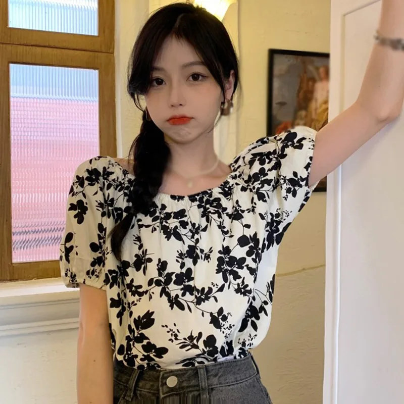 Women Slash Neck Floral Blouses Tops Vintage Short-Sleeved Loose Shirt Summer Blouse 
Women Slash Neck Floral Blouses Tops Vintage Short-Sleeved Loose Shirt Summer Blouse