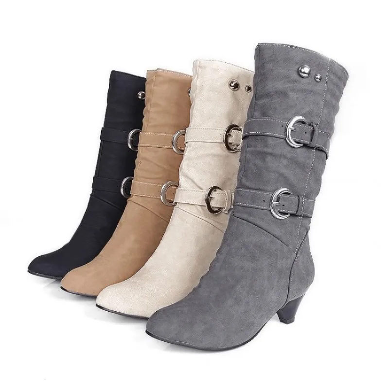 New Winter Middle Cylinder Tip Short Plush Large Size Women's Martin Boots for Warmth Belt Buckle Women's Shoes
New Winter Middle Cylinder Tip Short Plush Large Size Women's Martin Boots for Warmth Belt Buckle Women's Shoes