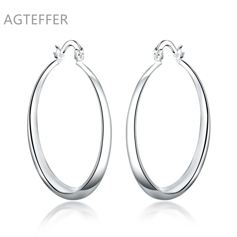 AGTEFFER New 925 Sterling Silver Round Glossy Fashion Earrings Women's Boutique Jewelry Gifts
AGTEFFER New 925 Sterling Silver Round Glossy Fashion Earrings Women's Boutique Jewelry Gifts