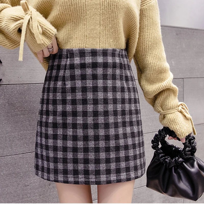 New High Waist A-line Woolen Mini Skirts Womens Fashion Plaid Wool Package Hip Skirt Korean Style Female Casual Short Jupe
New High Waist A-line Woolen Mini Skirts Womens Fashion Plaid Wool Package Hip Skirt Korean Style Female Casual Short Jupe