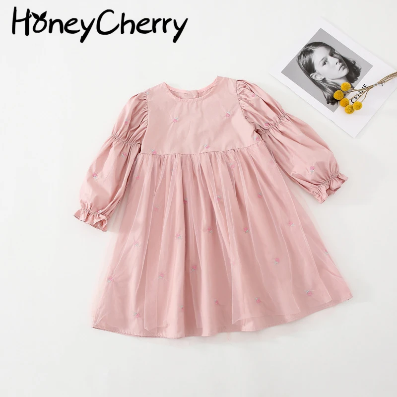 HoneyCherry/Детское платье с вышивкой в стиле ретро; Осеннее модное платье принцессы для маленьких девочек; Платья с цветочным узором для девочек
HoneyCherry/Детское платье с вышивкой в стиле ретро; Осеннее модное платье принцессы для маленьких девочек; Платья с цветочным узором для девочек
