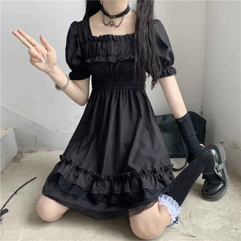 Japanese Women Victorian Gothic Square Collar Lace Ruffles Black Lolita Dress Summer Girls Steampunk Puff Sleeve Mini Dresses
Japanese Women Victorian Gothic Square Collar Lace Ruffles Black Lolita Dress Summer Girls Steampunk Puff Sleeve Mini Dresses