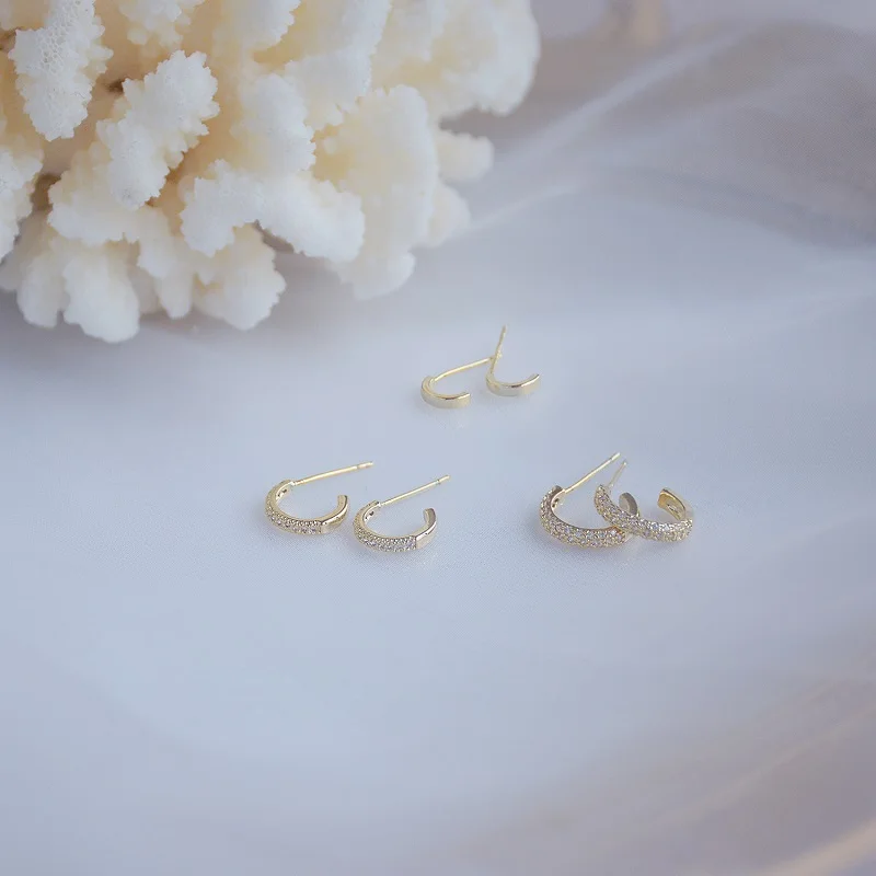 2020 New Fahion Women's Earrings Six Piece Set Metal Round Earrings for Women Bijoux Korean Boucle Wedding Jewelry Wholesale
2020 New Fahion Women's Earrings Six Piece Set Metal Round Earrings for Women Bijoux Korean Boucle Wedding Jewelry Wholesale