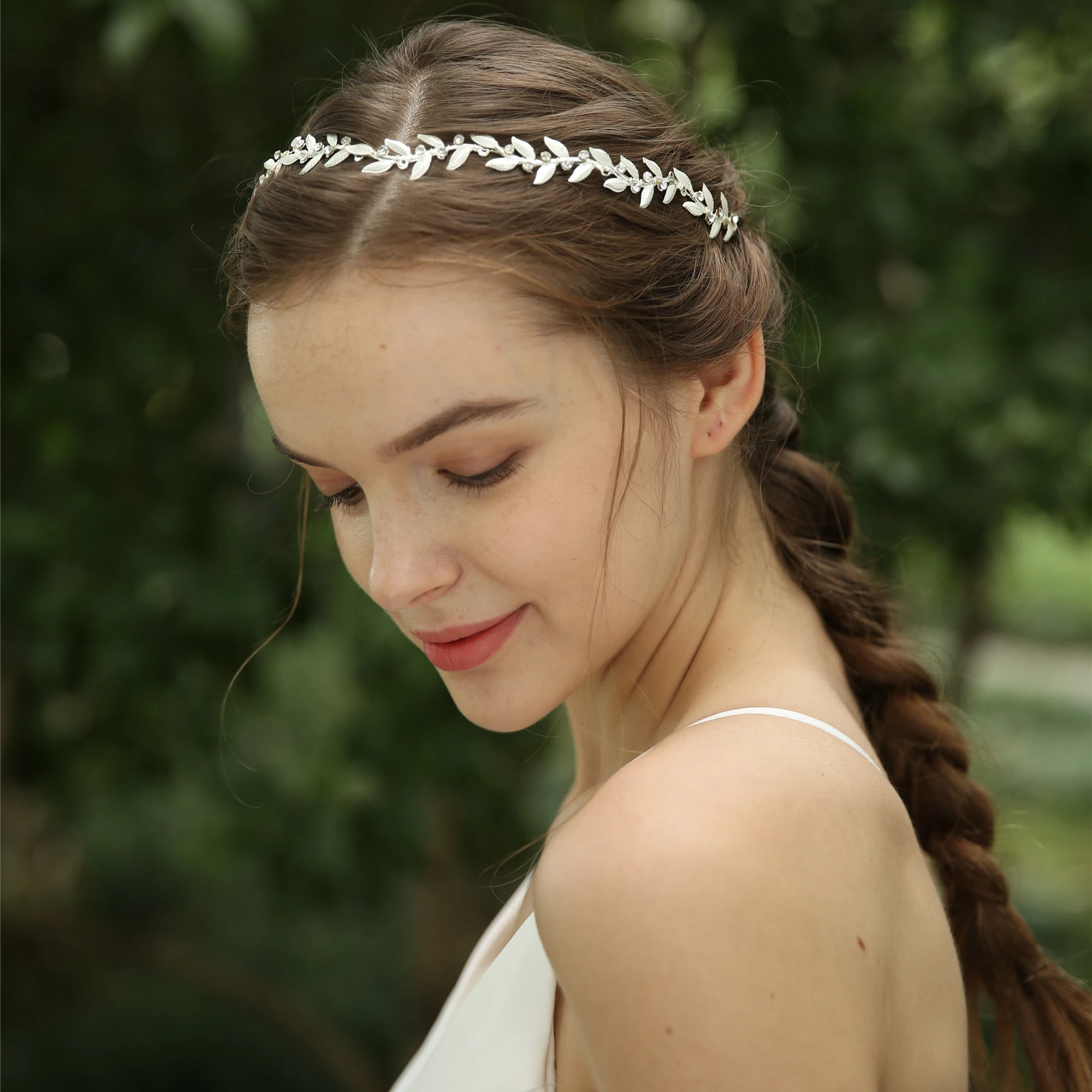 Silver Color Leaf Headband Bridal Hair Jewelry Rhinestone Leaf Headband Bridal Hairband Tiara Wedding Hair Ornament Head Jewelry
Silver Color Leaf Headband Bridal Hair Jewelry Rhinestone Leaf Headband Bridal Hairband Tiara Wedding Hair Ornament Head Jewelry