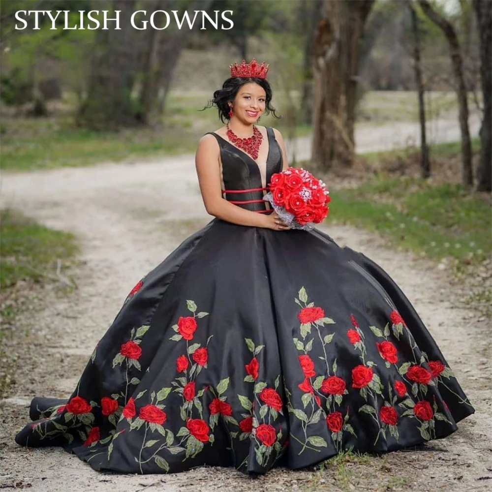 Black Quinceanera Dresses Princess Appliques Ball Gown Pageant Graduation Birthday Party Sweet 16 15 Robe De Bal
Black Quinceanera Dresses Princess Appliques Ball Gown Pageant Graduation Birthday Party Sweet 16 15 Robe De Bal