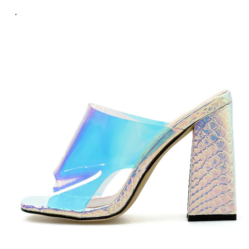 2021 New Summer Square High Heels Mules Women Slippers PVC Transparent Slides Casual Slippers Shoes Size 35-42 ZH100149 
2021 New Summer Square High Heels Mules Women Slippers PVC Transparent Slides Casual Slippers Shoes Size 35-42 ZH100149