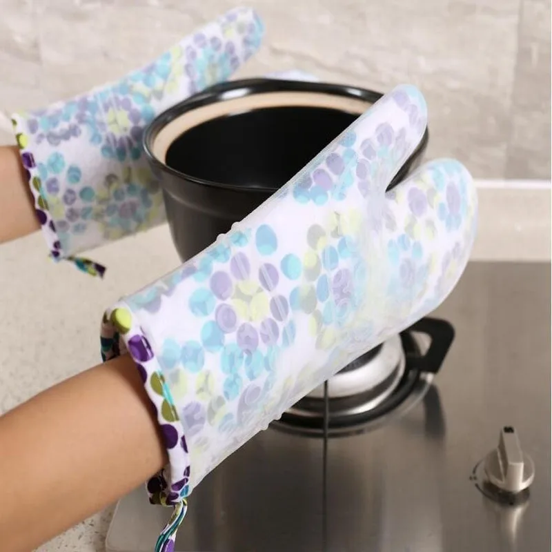 Heat-resistant Anti-scald Non-slip Cotton-added Silicone Gloves Baking Grilling Insulation Gloves Long Kitchen Baking Special
Heat-resistant Anti-scald Non-slip Cotton-added Silicone Gloves Baking Grilling Insulation Gloves Long Kitchen Baking Special