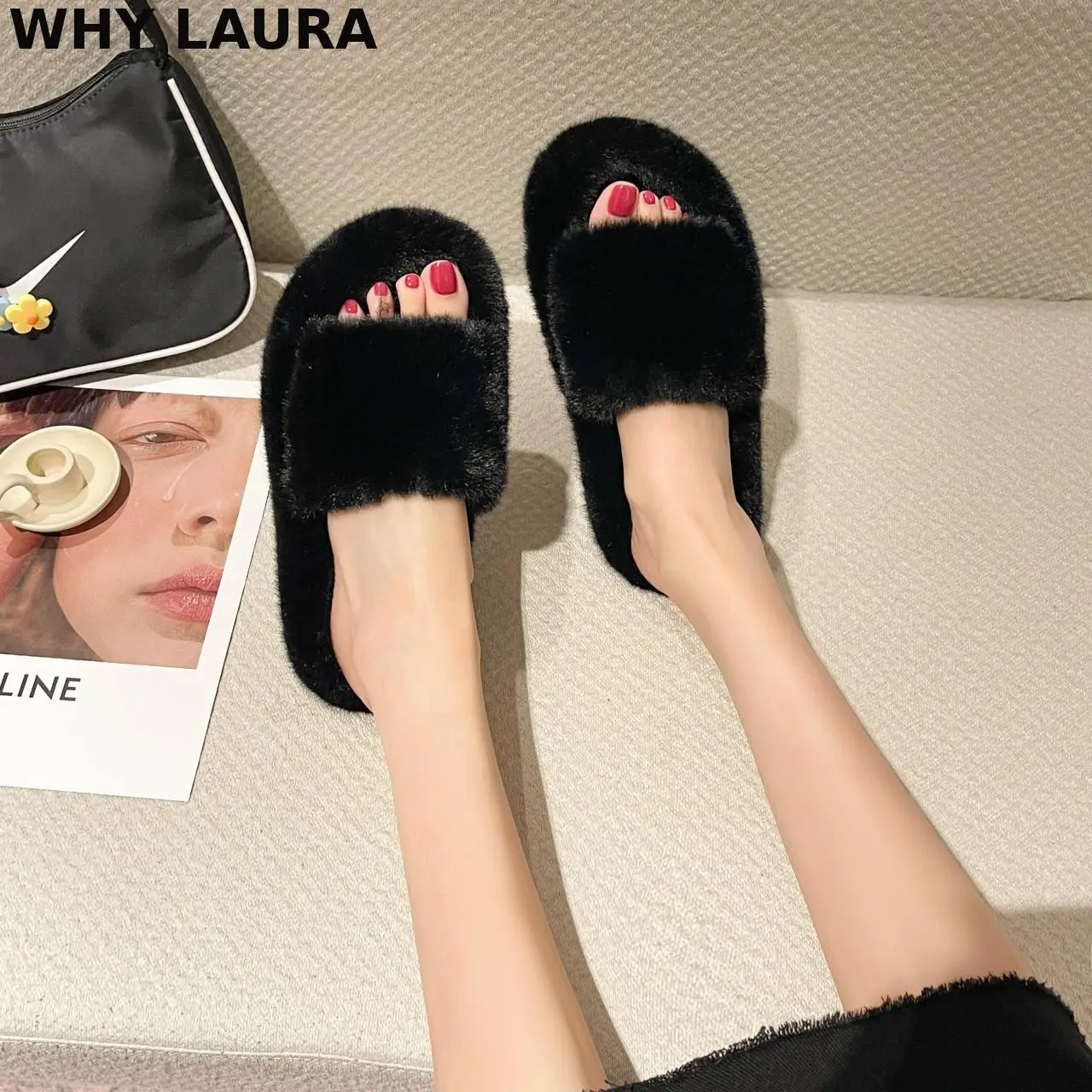 Ladies house slippers Warm winter shoes indoor plush open toe slippers fluffy lady's moccasins ladies' soft slippers
Ladies house slippers Warm winter shoes indoor plush open toe slippers fluffy lady's moccasins ladies' soft slippers