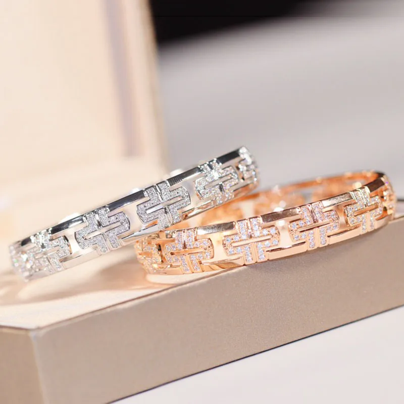 Sterling Silver Color Bracelet Classic High Quality Inlaid Zircon Bangle Bracelet Ladies Atmosphere Luxury Exquisite Jewelry
Sterling Silver Color Bracelet Classic High Quality Inlaid Zircon Bangle Bracelet Ladies Atmosphere Luxury Exquisite Jewelry