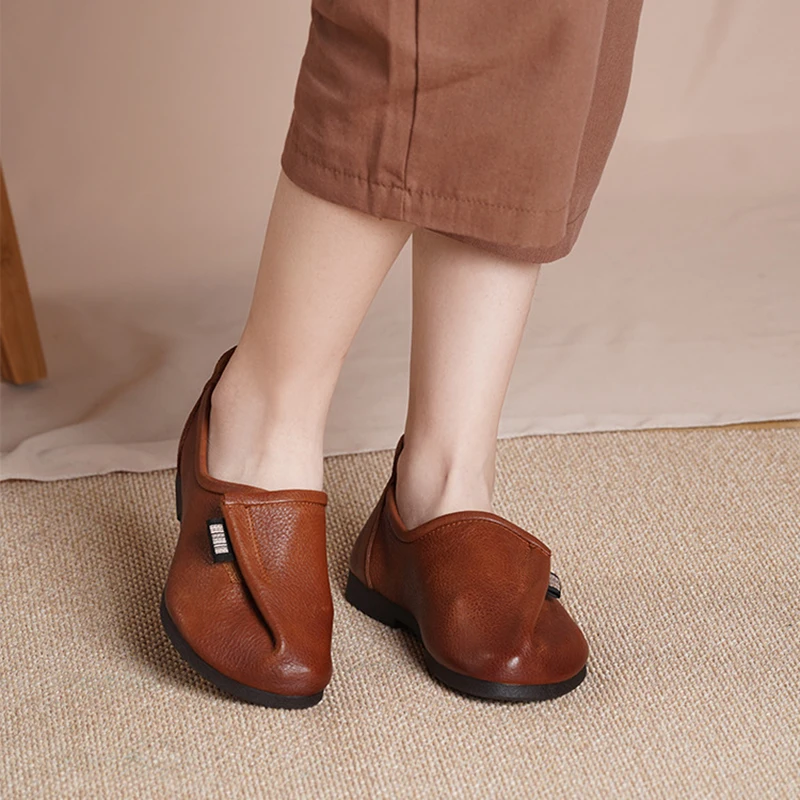 Birkuir Original Genuine Leather Women Shoes Flat Heel Loafers Spring Summer New Soft Leather Retro Casual Shoes Driving Shoes
Birkuir Original Genuine Leather Women Shoes Flat Heel Loafers Spring Summer New Soft Leather Retro Casual Shoes Driving Shoes