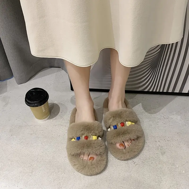 Flock Slippers Women Flats Shoes Woman 2020 Rivet Fur Flip Flops Soft Plush Women Slides Metal Decoration with Fur
Flock Slippers Women Flats Shoes Woman 2020 Rivet Fur Flip Flops Soft Plush Women Slides Metal Decoration with Fur