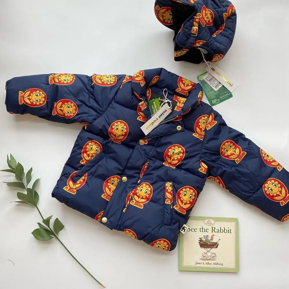 Children's cotton padded clothes new winter 2020 European and American full print cotton padded clothes for boys and girls
Children's cotton padded clothes new winter 2020 European and American full print cotton padded clothes for boys and girls