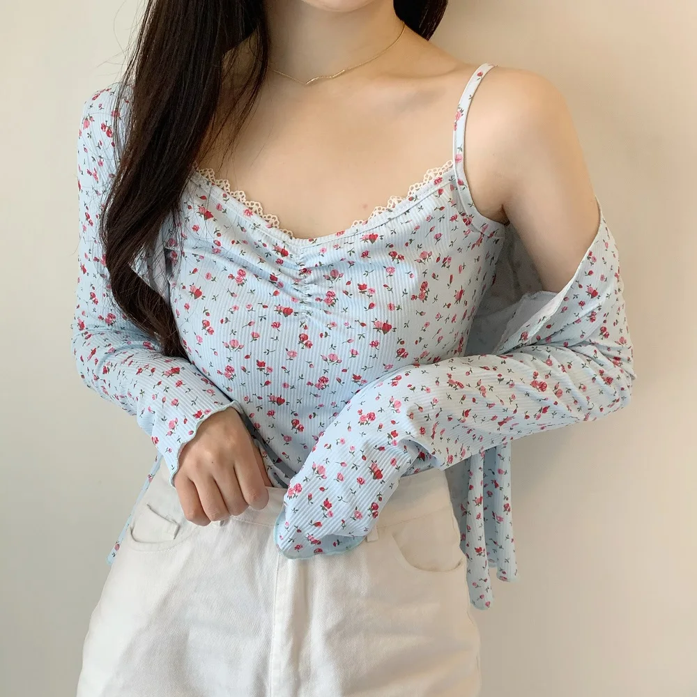 Sweet Shirt Floral Crop Top Women Summer 2021 Stretchy Camisole Lace Trim Loose Tops Harajuku Girl Blue Pink Crop Tops Outfits
Sweet Shirt Floral Crop Top Women Summer 2021 Stretchy Camisole Lace Trim Loose Tops Harajuku Girl Blue Pink Crop Tops Outfits