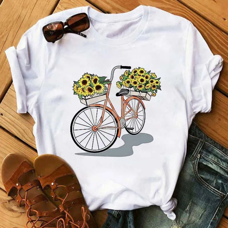 Harajuku Sunflower Bicycle Vintage T Shirt Short Sleeves Soft Aesthetic Woman Tshirts Tops Kawaii Clothes
Harajuku Sunflower Bicycle Vintage T Shirt Short Sleeves Soft Aesthetic Woman Tshirts Tops Kawaii Clothes