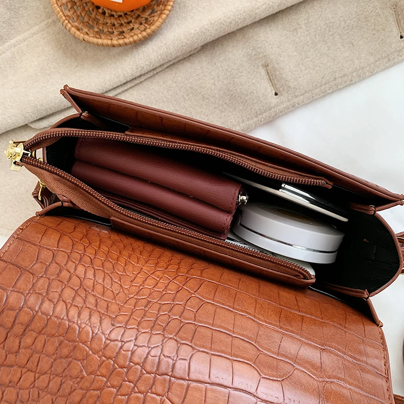 Stone pattern small handbag ladies shoulder bag casual messenger bag fashion lady bag solid color PU handbag luxury handbag
Stone pattern small handbag ladies shoulder bag casual messenger bag fashion lady bag solid color PU handbag luxury handbag