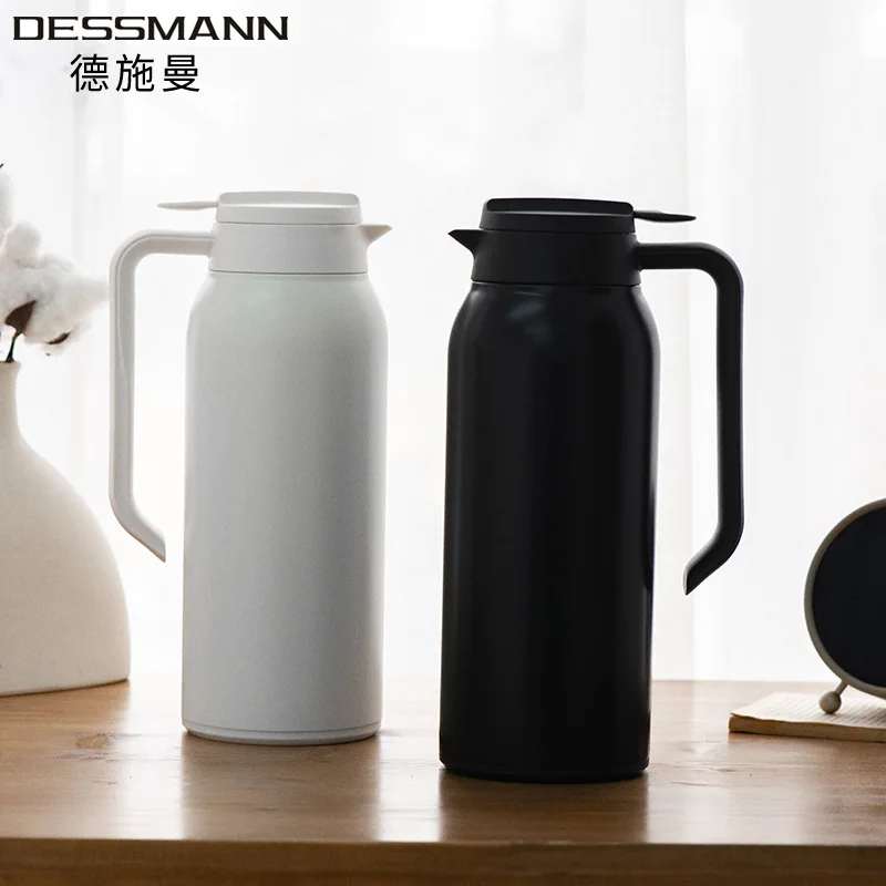 Simple Water Bottle Vacuum Flask Stainless Steel Grip Thermos Sport Water Bottles Fashion Student Black Home Water Bottle DF50WB 
Simple Water Bottle Vacuum Flask Stainless Steel Grip Thermos Sport Water Bottles Fashion Student Black Home Water Bottle DF50WB