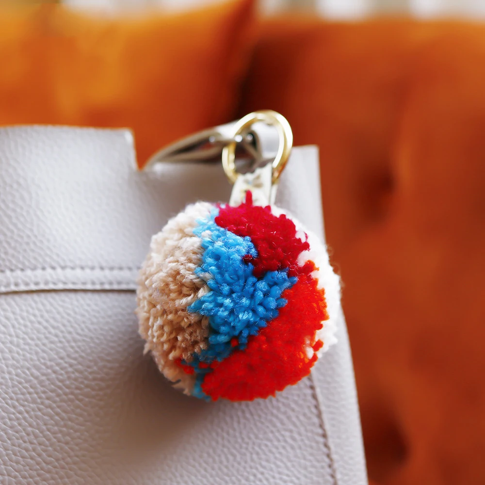 Hanging Pom Pom Charm keychain for Bags Women Accessories Needle Felted Plush Fluffy Fur Ball Keyring Handmade Boho Style JK39F4
Hanging Pom Pom Charm keychain for Bags Women Accessories Needle Felted Plush Fluffy Fur Ball Keyring Handmade Boho Style JK39F4
