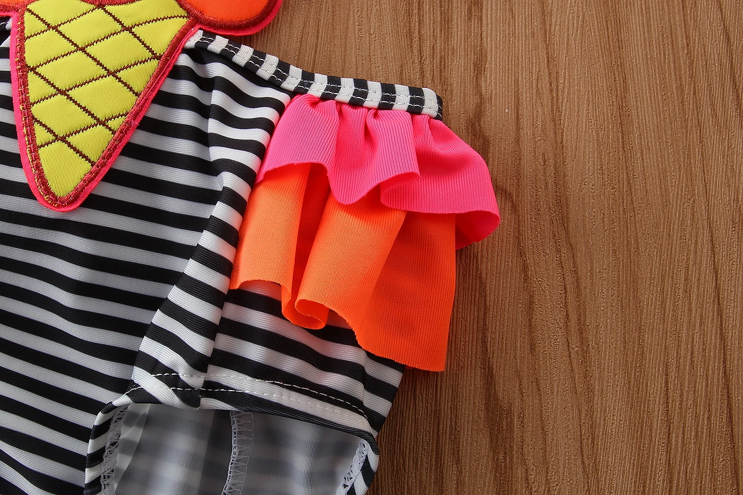 2-7Y Summer Infant Baby Girls 1 Piece Swimwear Striped Ice Cream Print Sleeveless Jumpsuits Beachwear
2-7Y Summer Infant Baby Girls 1 Piece Swimwear Striped Ice Cream Print Sleeveless Jumpsuits Beachwear
