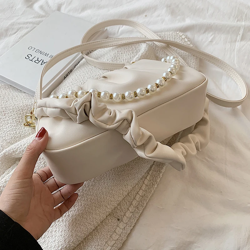 2021 summer new ladies messenger bag fold female bag fashion casual shoulder bag everyday small handbag beaded handbag
2021 summer new ladies messenger bag fold female bag fashion casual shoulder bag everyday small handbag beaded handbag