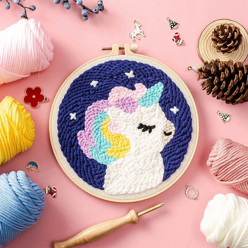 Creative Russia embroidery kit material package DIY wool needle embroidery hanging picture Cartoon embroidered living room mural
Creative Russia embroidery kit material package DIY wool needle embroidery hanging picture Cartoon embroidered living room mural