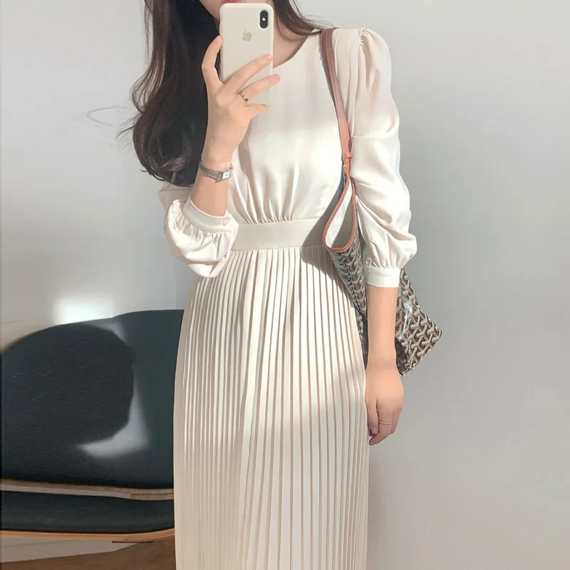 One-Piece Korean Fashion Pleated Waist Slimming Dress 2022 Spring Women'S Dresses Japanese Style Ladies Street Casual Long Dress
One-Piece Korean Fashion Pleated Waist Slimming Dress 2022 Spring Women'S Dresses Japanese Style Ladies Street Casual Long Dress