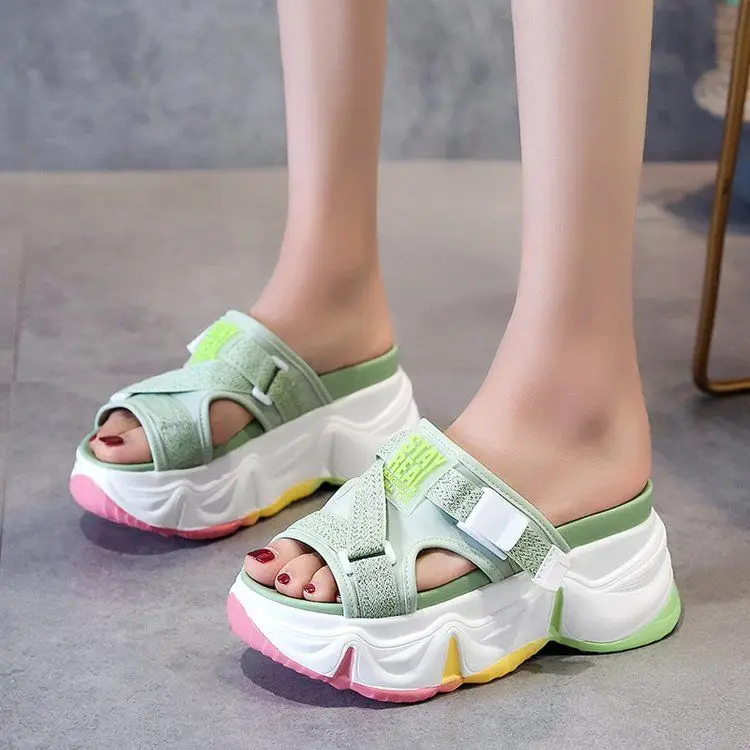 Summer Women Chunky Platform Slippers British Style Designers Open Toe Sandals Casual Shoes Woman Fashion Beach Slides
Summer Women Chunky Platform Slippers British Style Designers Open Toe Sandals Casual Shoes Woman Fashion Beach Slides