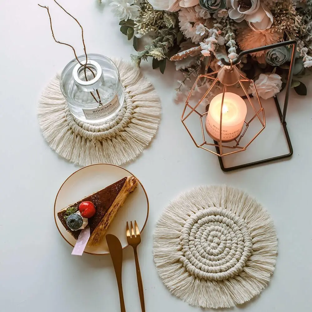 Photo background decoration hand woven cotton rope coaster photography Nordic style small ornament DIY heat insulation pad
Photo background decoration hand woven cotton rope coaster photography Nordic style small ornament DIY heat insulation pad