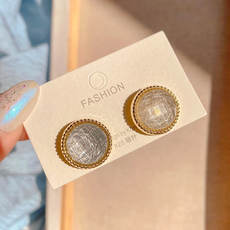 New Popular Design 14K Real Gold Geometric Acrylic Round Earrings for Women Girl Temperament Jewelry S925 Silver Needle Stud
New Popular Design 14K Real Gold Geometric Acrylic Round Earrings for Women Girl Temperament Jewelry S925 Silver Needle Stud