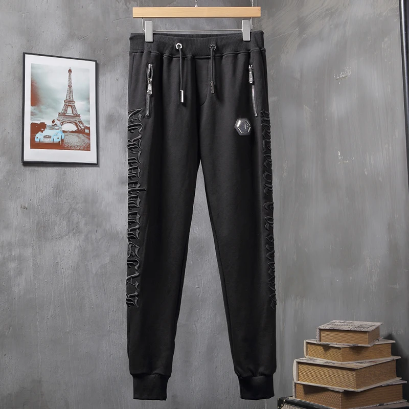 Sweatpants Men's Side PP Letter Embroidery Plein European and American Fashion Trend Spring and Autumn Slim Pants New
Sweatpants Men's Side PP Letter Embroidery Plein European and American Fashion Trend Spring and Autumn Slim Pants New