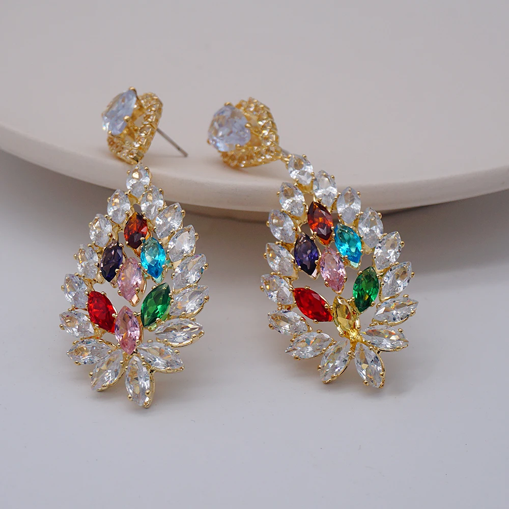 New Styles Long Metal Colorful Crystal Drop Earrings High-Quality Fashion Rhinestones Jewelry Accessories For Women Gift Party
New Styles Long Metal Colorful Crystal Drop Earrings High-Quality Fashion Rhinestones Jewelry Accessories For Women Gift Party