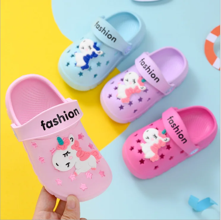 Baby Hole Shoes 2020 Summer New Children Nice Non -slip Soft Floor 1 -3 Years Old Boys Beach Cartoon Animation Sandals Unicorn
Baby Hole Shoes 2020 Summer New Children Nice Non -slip Soft Floor 1 -3 Years Old Boys Beach Cartoon Animation Sandals Unicorn