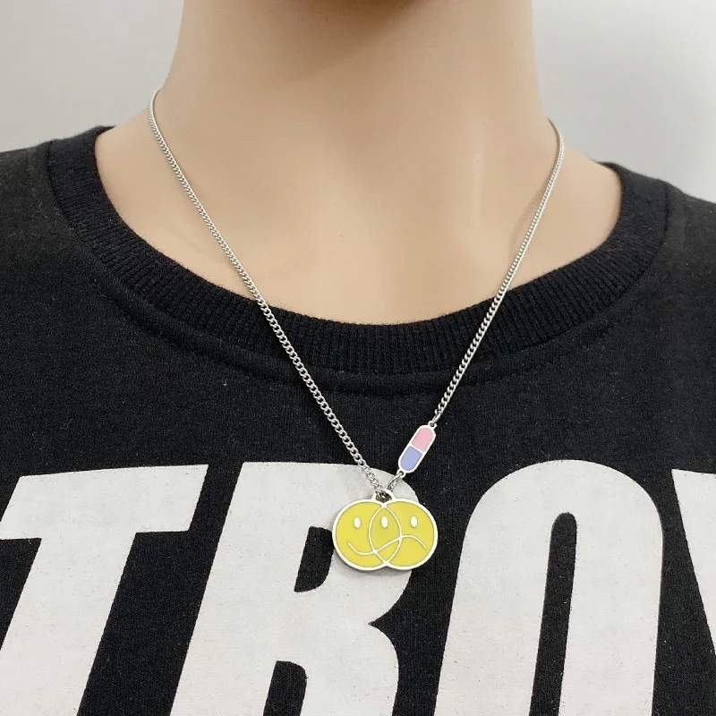 Fashion men and women hip-hop street wild necklace titanium steel pendant jewelry hot sale
Fashion men and women hip-hop street wild necklace titanium steel pendant jewelry hot sale