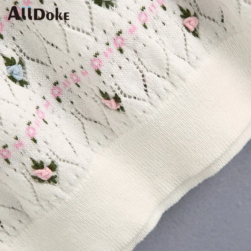 ALLDOKE vintage embroidery white blouse women summer o neck short sleeve tops shirt hollow out casual blouses blusas mujer
ALLDOKE vintage embroidery white blouse women summer o neck short sleeve tops shirt hollow out casual blouses blusas mujer